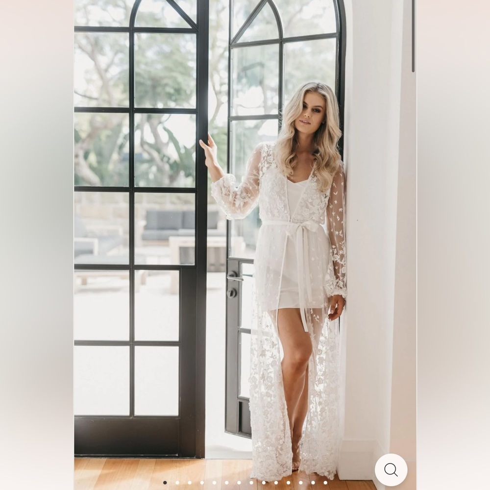LE ROSE Bridal Robe & Slip
